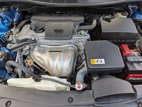 Used 2017 Toyota Camry SE image 21