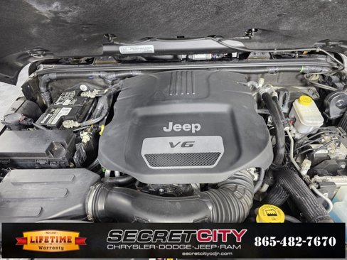Used 2018 Jeep Wrangler Unlimited Sahara image 30