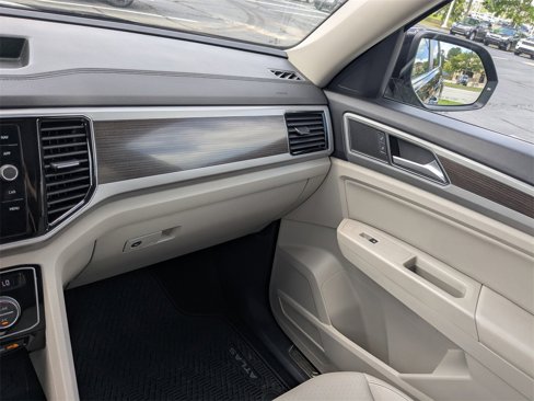 Used 2019 Volkswagen Atlas SEL R-Line image 19