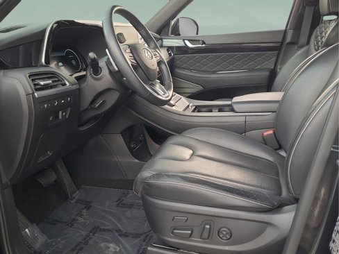 Used 2021 Hyundai Palisade Calligraphy image 13