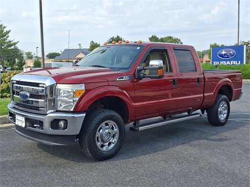 Used 2016 Ford F250 XLT w/ XLT Premium Package image 3
