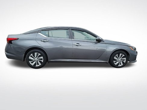 Used 2022 Nissan Altima 2.5 S w/ Driver Assist Package image 6