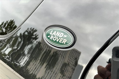 Used 2025 Land Rover Discovery Sport Dynamic SE image 32