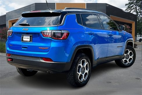 Used 2022 Jeep Compass Trailhawk image 6