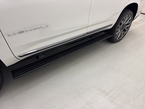 New 2025 GMC Yukon Denali Ultimate image 16
