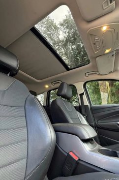 Used 2016 Ford Escape SE w/ SE Chrome Package image 11