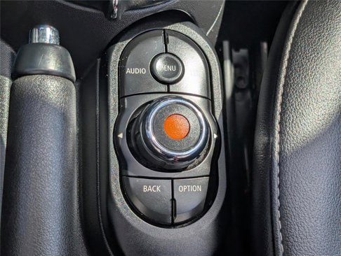 Used 2016 MINI Cooper Convertible image 23