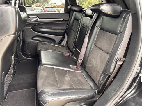 Used 2019 Jeep Grand Cherokee Altitude image 25