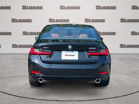 Certified 2023 BMW 330i xDrive Sedan image 4