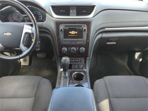 Used 2017 Chevrolet Traverse LT w/ Style and Technology Package image 21