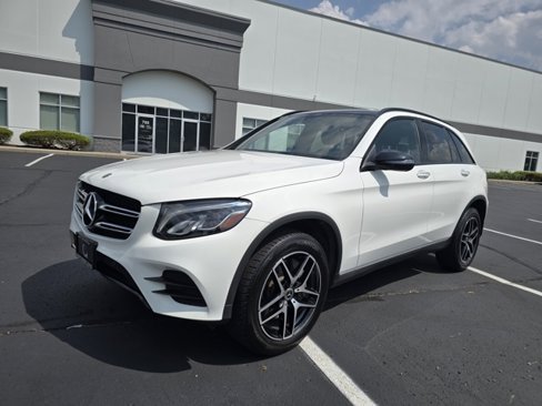 Used 2019 Mercedes-Benz GLC 300 4MATIC image 9