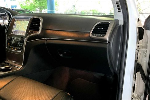 Used 2017 Jeep Grand Cherokee Summit w/ Platinum Series Group image 18