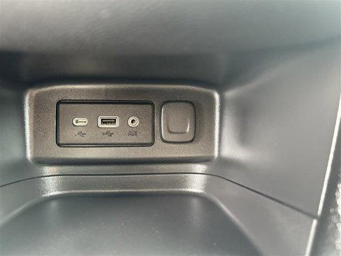 Used 2023 Chevrolet Equinox LT image 15