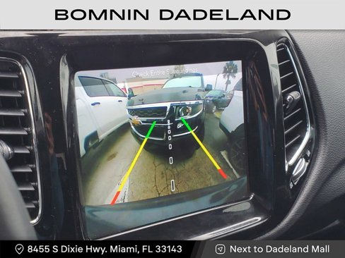 Used 2018 Jeep Compass Limited w/ Navigation Group image 23
