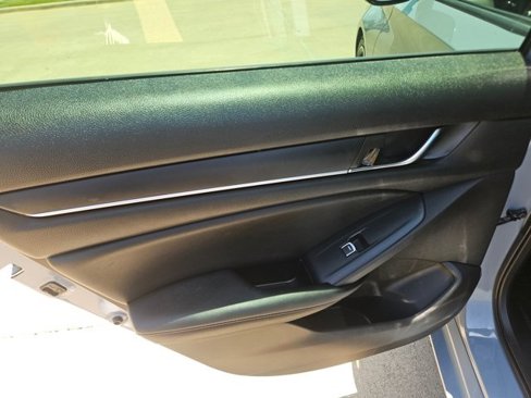 Used 2021 Honda Accord Sport Special Edition image 11