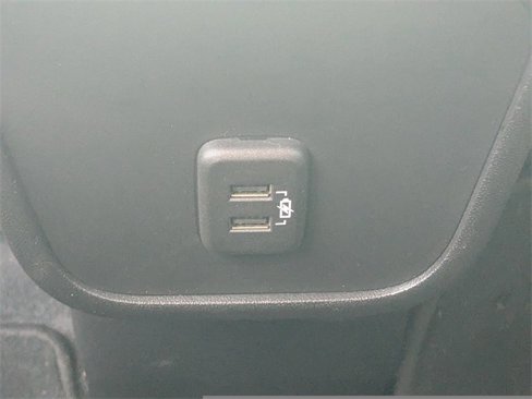 Used 2022 Chevrolet Equinox LS w/ Driver Confidence II Package image 14