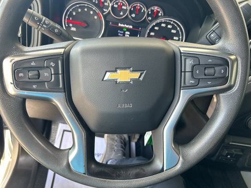 Used 2022 Chevrolet Silverado 2500 Custom w/ Custom Convenience Package image 17