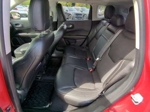Used 2018 Jeep Compass Latitude w/ Popular Equipment Group image 33