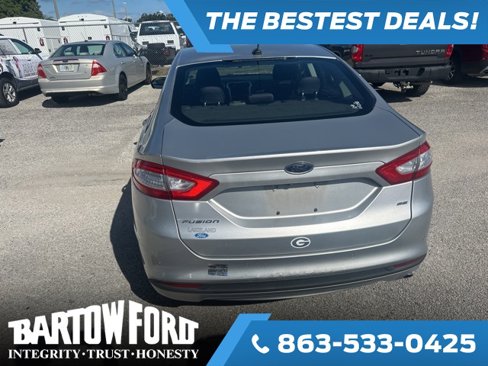 Used 2016 Ford Fusion SE image 6