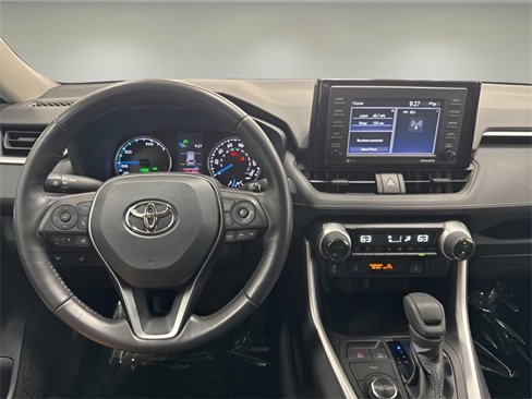 Used 2022 Toyota RAV4 XLE image 16