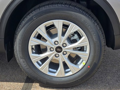 Used 2024 Ford Escape Active w/ Cold Weather Package image 18