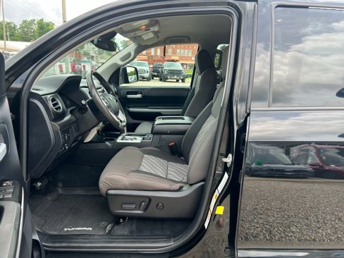 Used 2018 Toyota Tundra SR5 image 13
