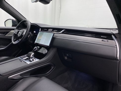 Used 2023 Jaguar F-PACE S image 17