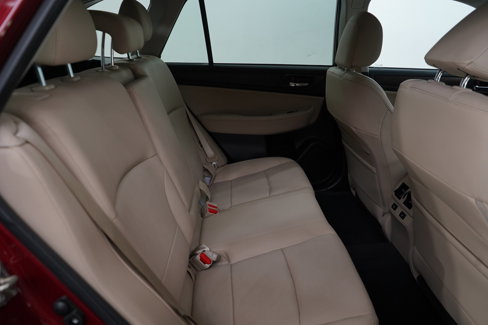 Used 2016 Subaru Outback 3.6R Limited image 11