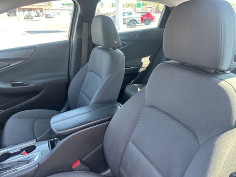Used 2016 Chevrolet Malibu LT image 17
