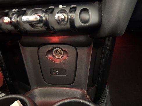 Used 2019 MINI Cooper 2-Door Hardtop image 20
