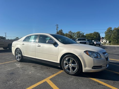 Used 2010 Chevrolet Malibu LT w/ Premium Audio Package image 4