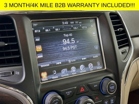 Used 2017 Jeep Grand Cherokee Limited image 15