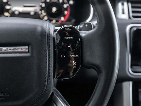 Used 2020 Land Rover Range Rover image 16
