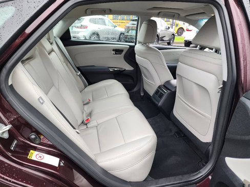 Used 2013 Toyota Avalon XLE Premium image 29