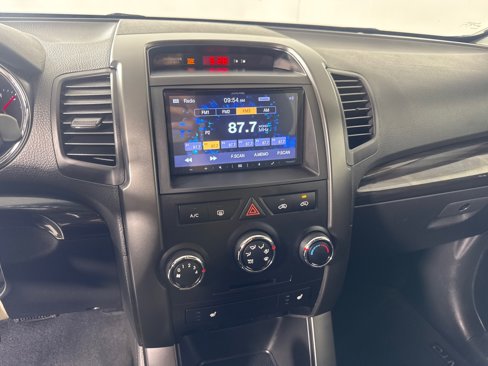 Used 2013 Kia Sorento LX w/ Convenience Pkg image 17