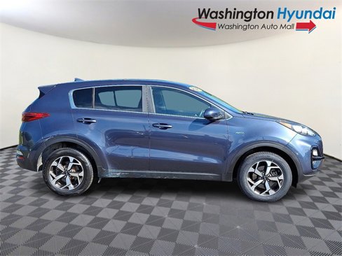 Used 2020 Kia Sportage LX image 7