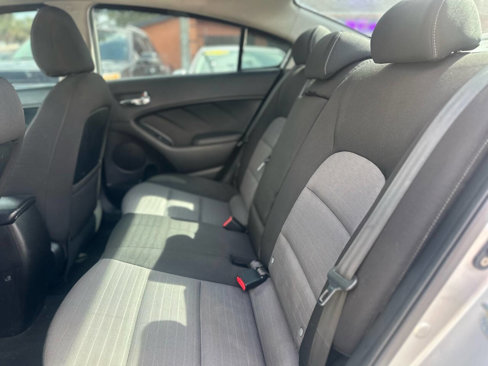 Used 2014 Kia Forte EX image 15