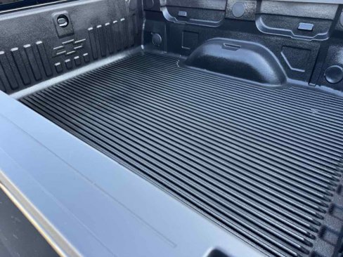 Used 2018 Chevrolet Silverado 1500 LT w/ All Star Edition image 24