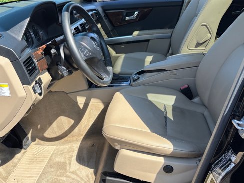 Used 2011 Mercedes-Benz GLK 350 2WD image 4