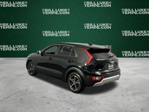 Used 2023 Kia Niro LX image 10