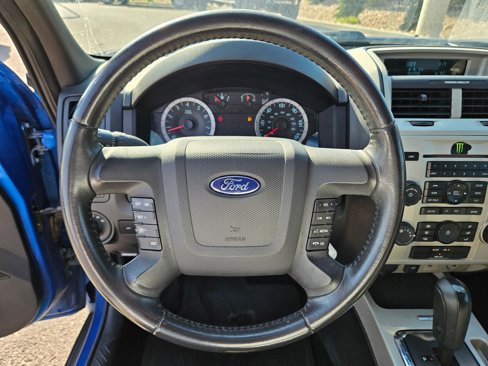 Used 2011 Ford Escape XLT w/ 202A Rapid Spec Order Code image 17