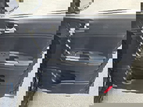 Used 2020 Kia Sportage LX image 6