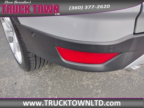 Used 2018 Ford Escape Titanium w/ Ford Safe & Smart Package image 9