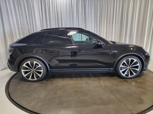 New 2025 Porsche Macan 4S Electric image 28