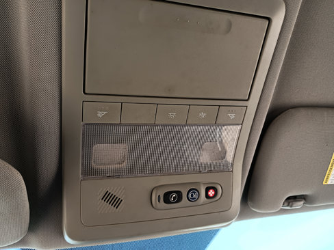 Used 2012 Chevrolet Captiva Sport LS image 34