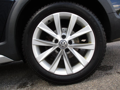Used 2019 Volkswagen Golf Alltrack S image 86