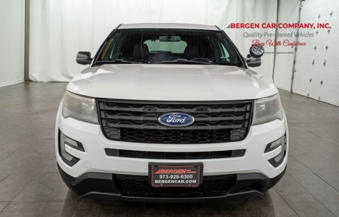 Used 2017 Ford Explorer 4WD Police Interceptor w/ Ready For The Road Package image 2