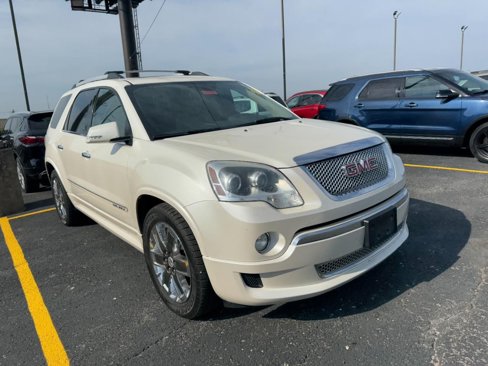 Used 2012 GMC Acadia Denali image 2