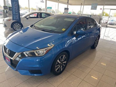 Used 2021 Nissan Versa SV image 16