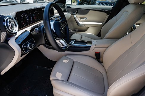 Used 2025 Mercedes-Benz CLA 250 4MATIC image 19